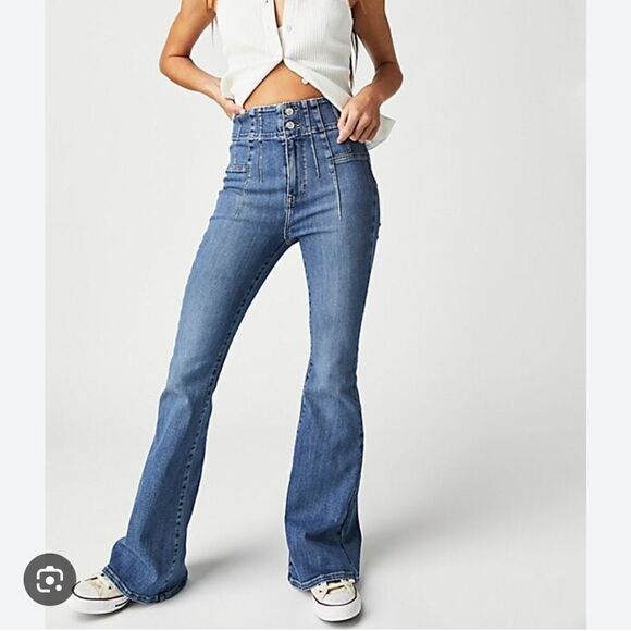 We the Free Jayde Blue Denim Jeans Flare Wide Leg Bell Bottom 31 - Picture 2 of 10
